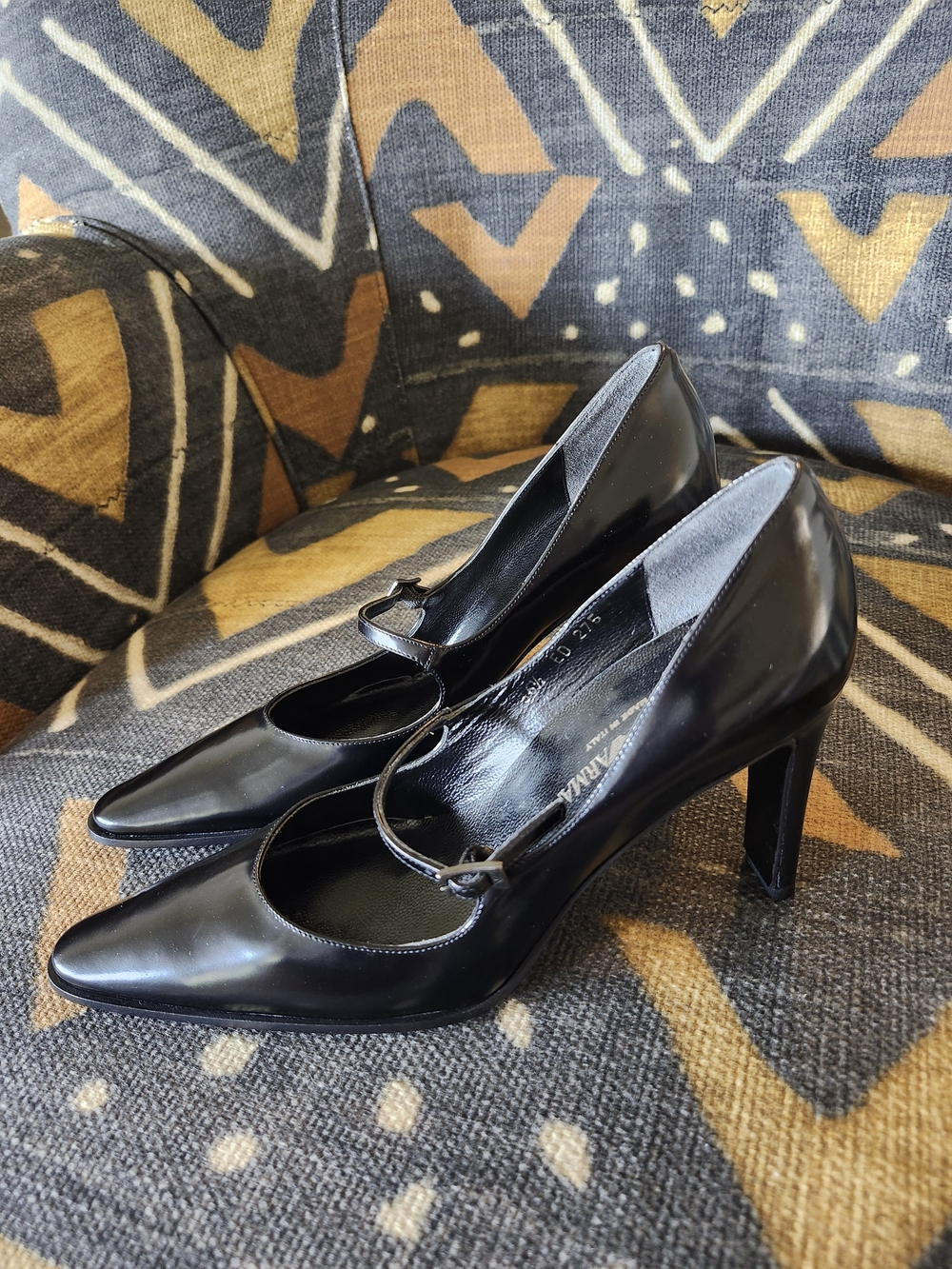 Sale🥰 Armani Iconic Y2K Black Patent Leather Heels – Brand New Emporio Armani